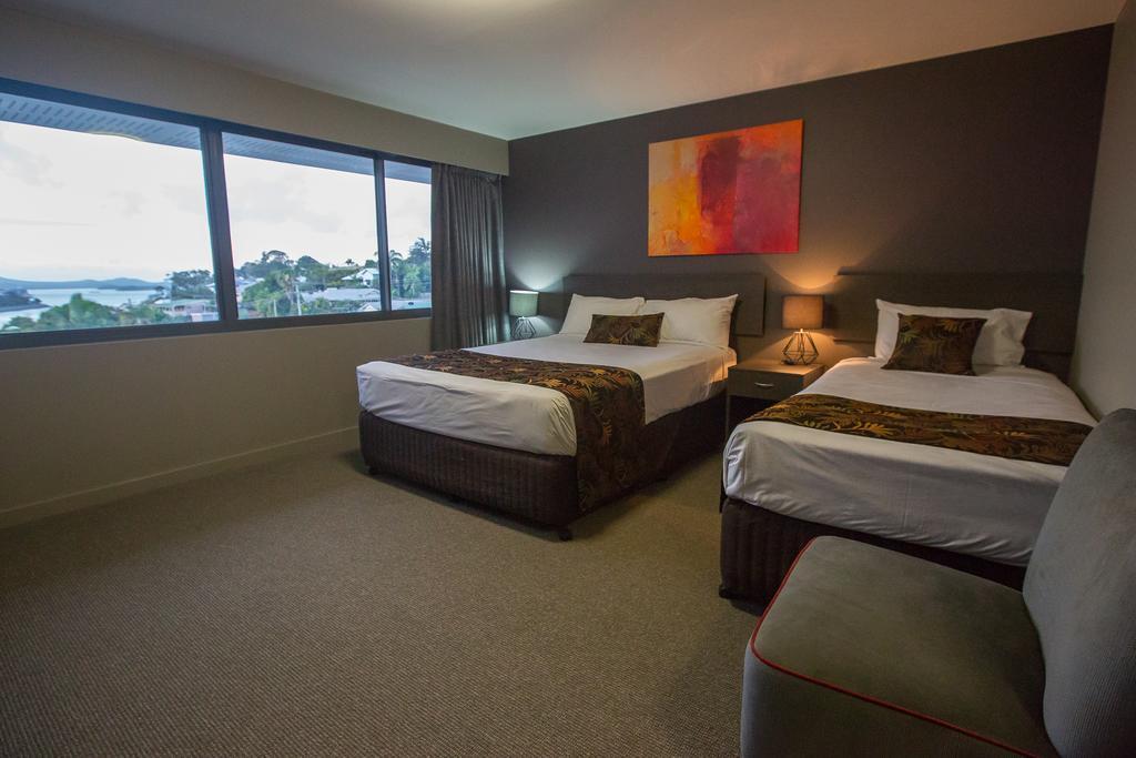 Gladstone Reef Hotel Motel מראה חיצוני תמונה