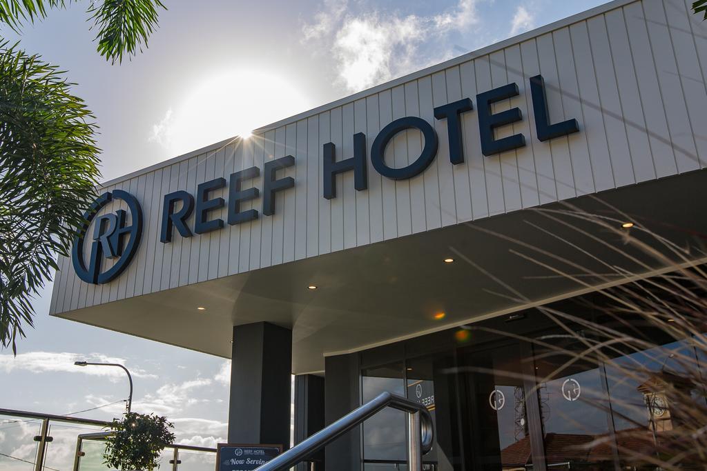 Gladstone Reef Hotel Motel מראה חיצוני תמונה