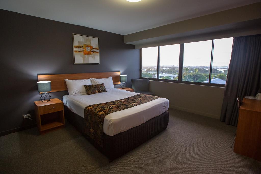 Gladstone Reef Hotel Motel מראה חיצוני תמונה