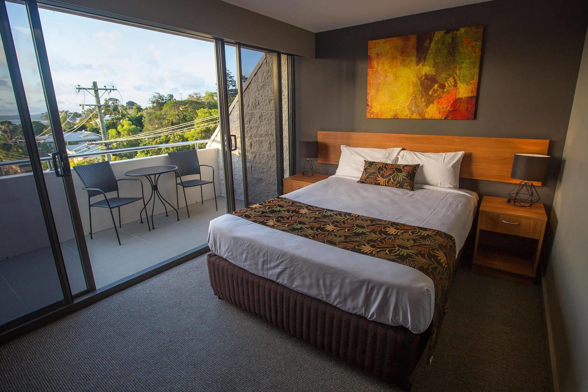 Gladstone Reef Hotel Motel מראה חיצוני תמונה