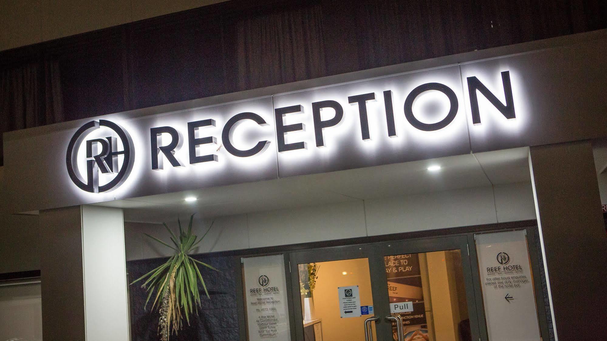 Gladstone Reef Hotel Motel מראה חיצוני תמונה